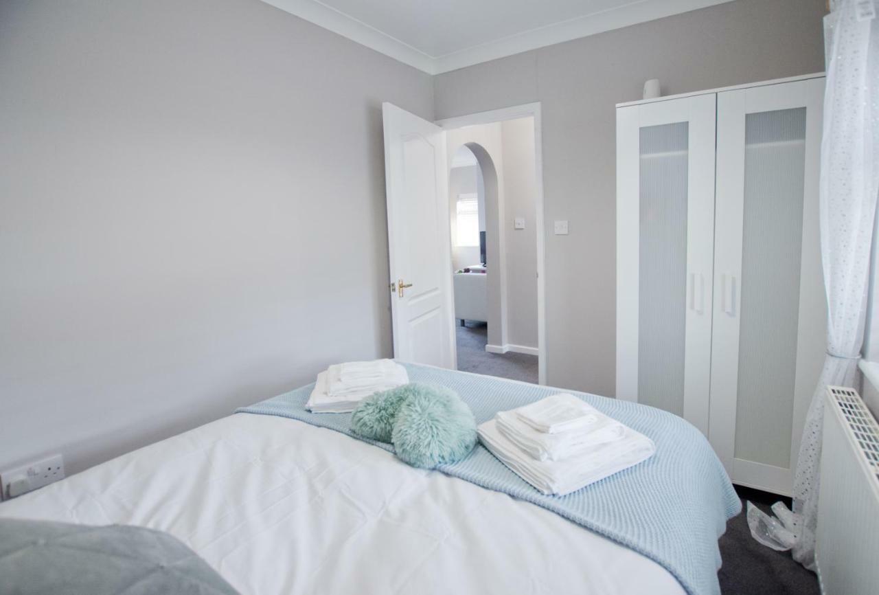 Grove Cottage باسينغستوك المظهر الخارجي الصورة